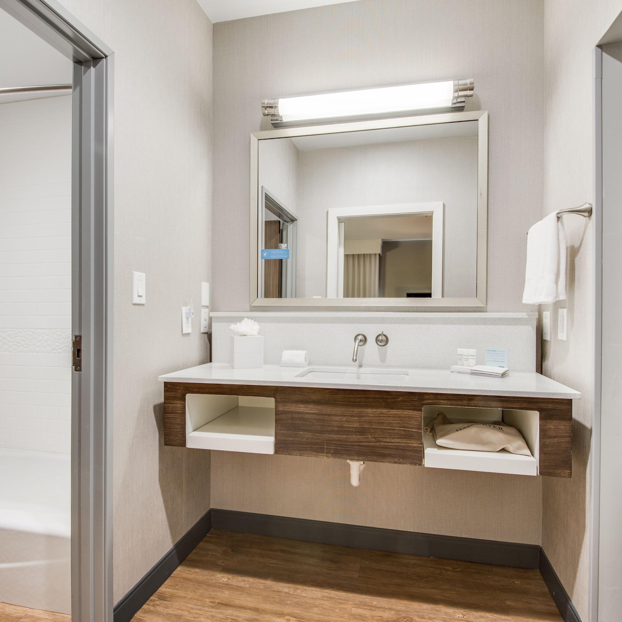 Hampton Inn & Suites Dallas/Ft. Worth Airport South Euless Eksteriør bilde